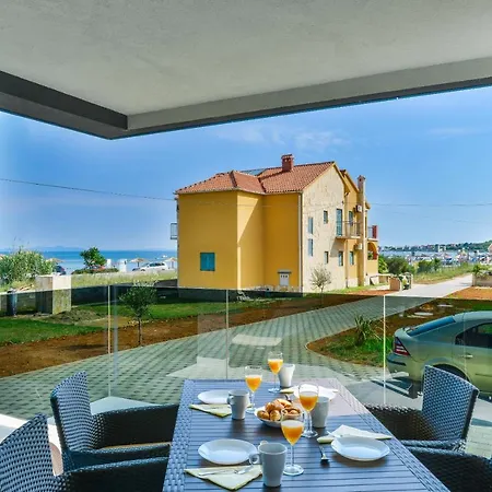 Apartment Mirakul