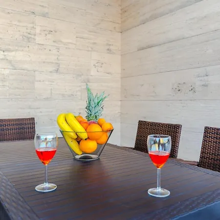 Apartment Mirakul *